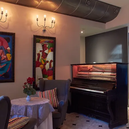 My Ok & Coliving Готель 3*